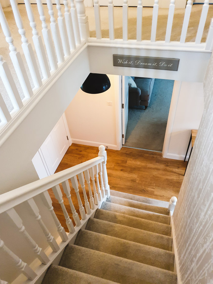 interior-staircase-decorating